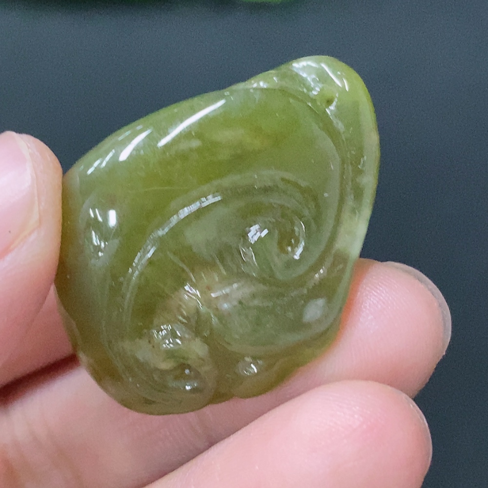 F23589289 Jadeite Ruyi Pendant  Total Weight: 15.280g