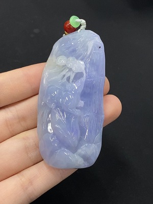F35115107 Jadeite Wealth-Bringing Mouse Pendant with Non-A Grade Beads, Total Weight Approx. 47.64g