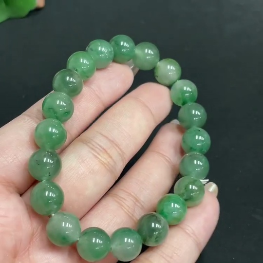 H31677071 African Emerald (Dulong Jade)