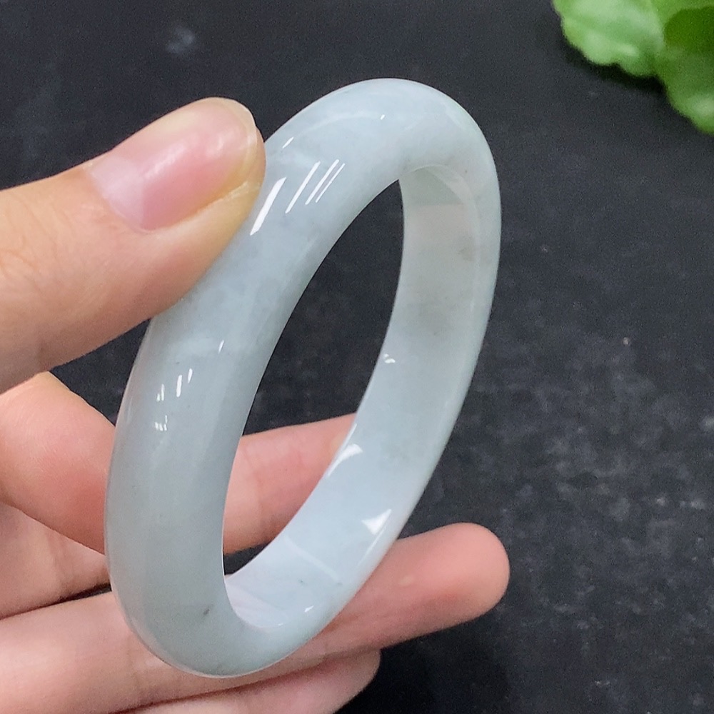 F34056483 Jadeite Round Bangle Size 55.4 Total Weight Approx. 55.36g