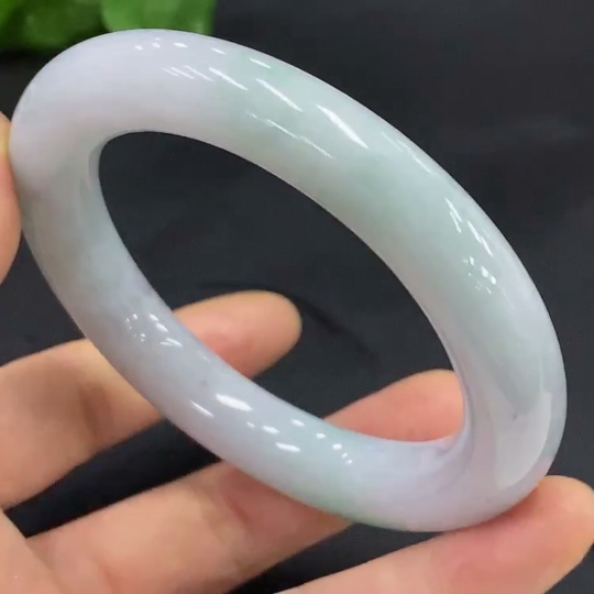 F22436934 Jadeite Round Bangle Size 57 Total Weight 79.390g