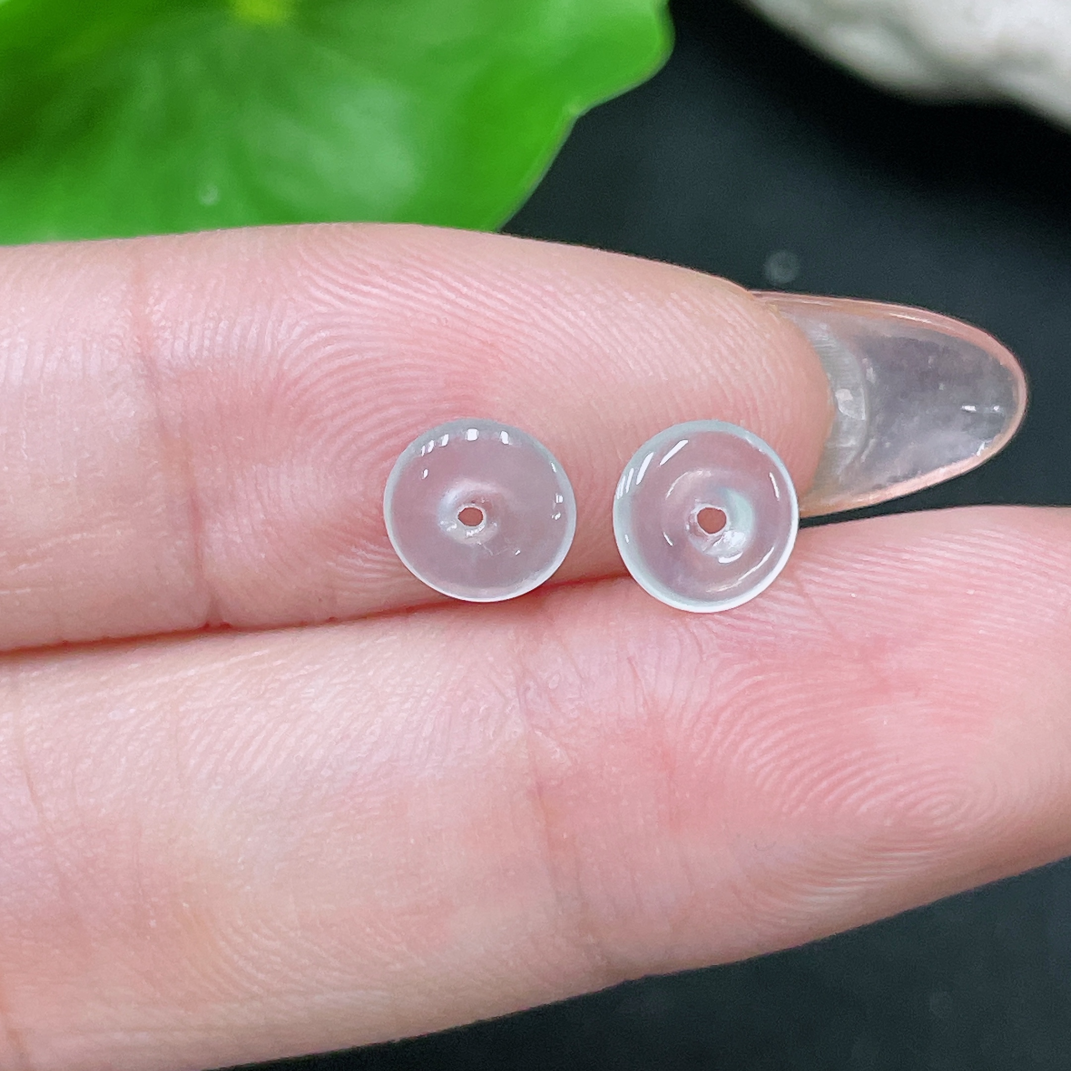 F34985013 Jadeite Pendants Sell as a Lot