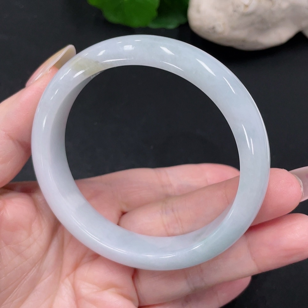 F34068294 Jadeite Round Bracelet Size 57.9 Total Weight Approx. 57g