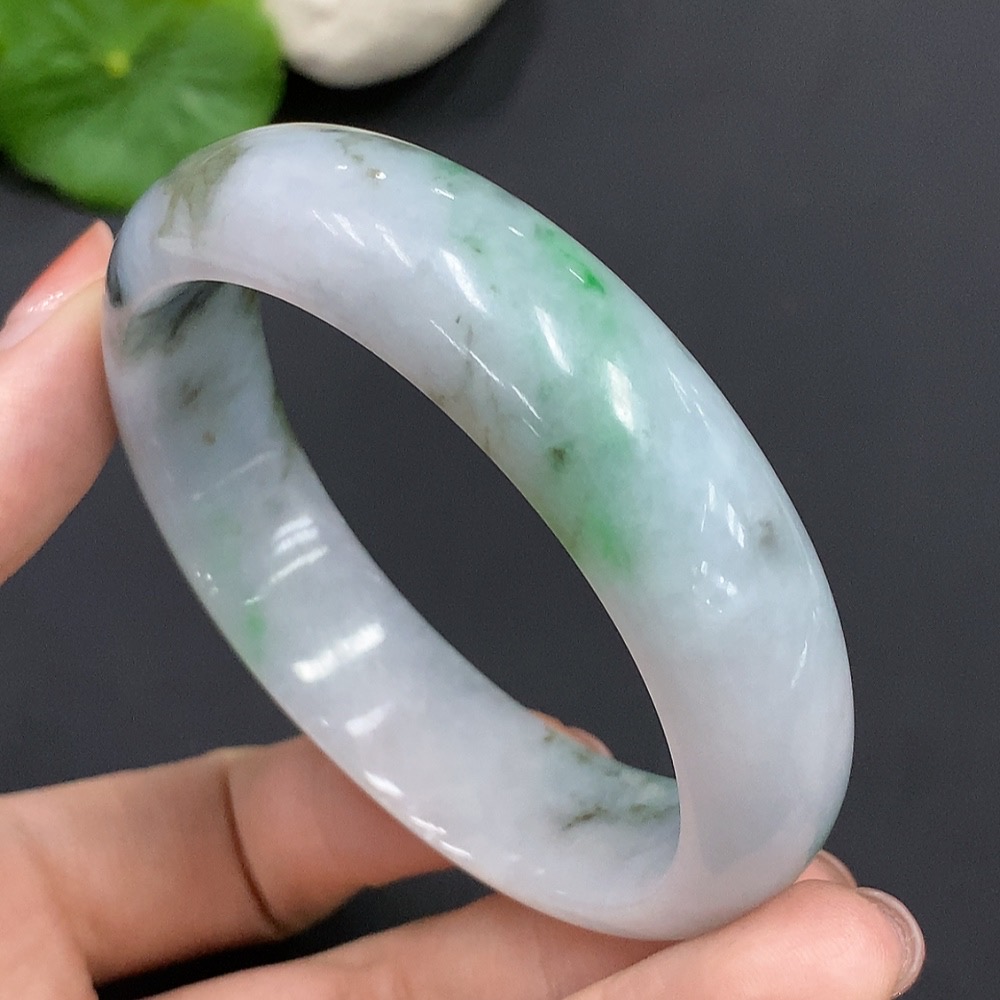 F16754350 Jadeite Regular Bangle Size 55