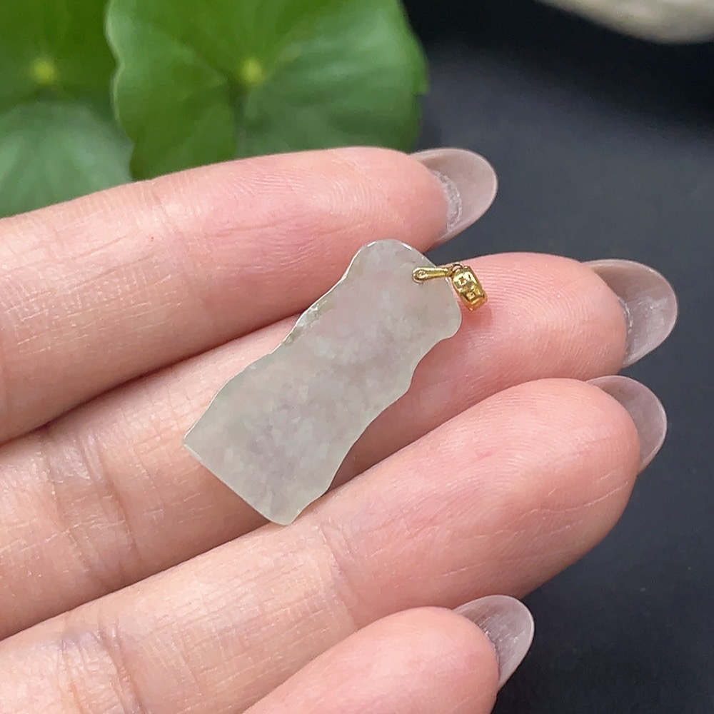 F19120975 Jadeite Bamboo Pendant with 18K Gold Clasp Total Weight 1.701g