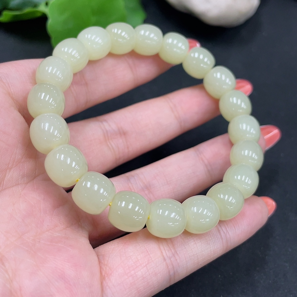 H34062830 Hetian Jade Bracelet Approx. 9.8mm Total Weight Approx. 32.6g