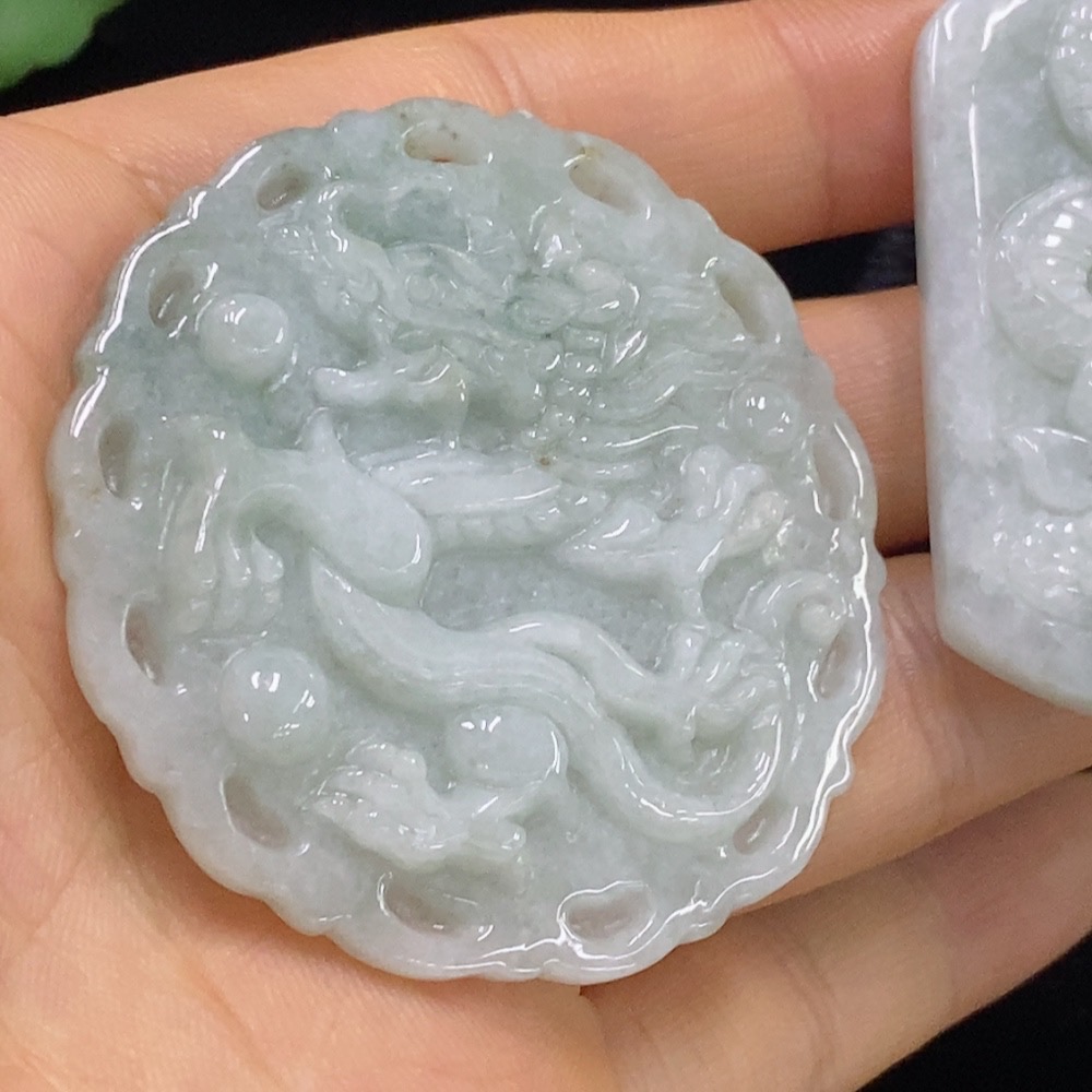F35114076 Jadeite Zodiac Snake/Dragon Pendant Sell as a Lot