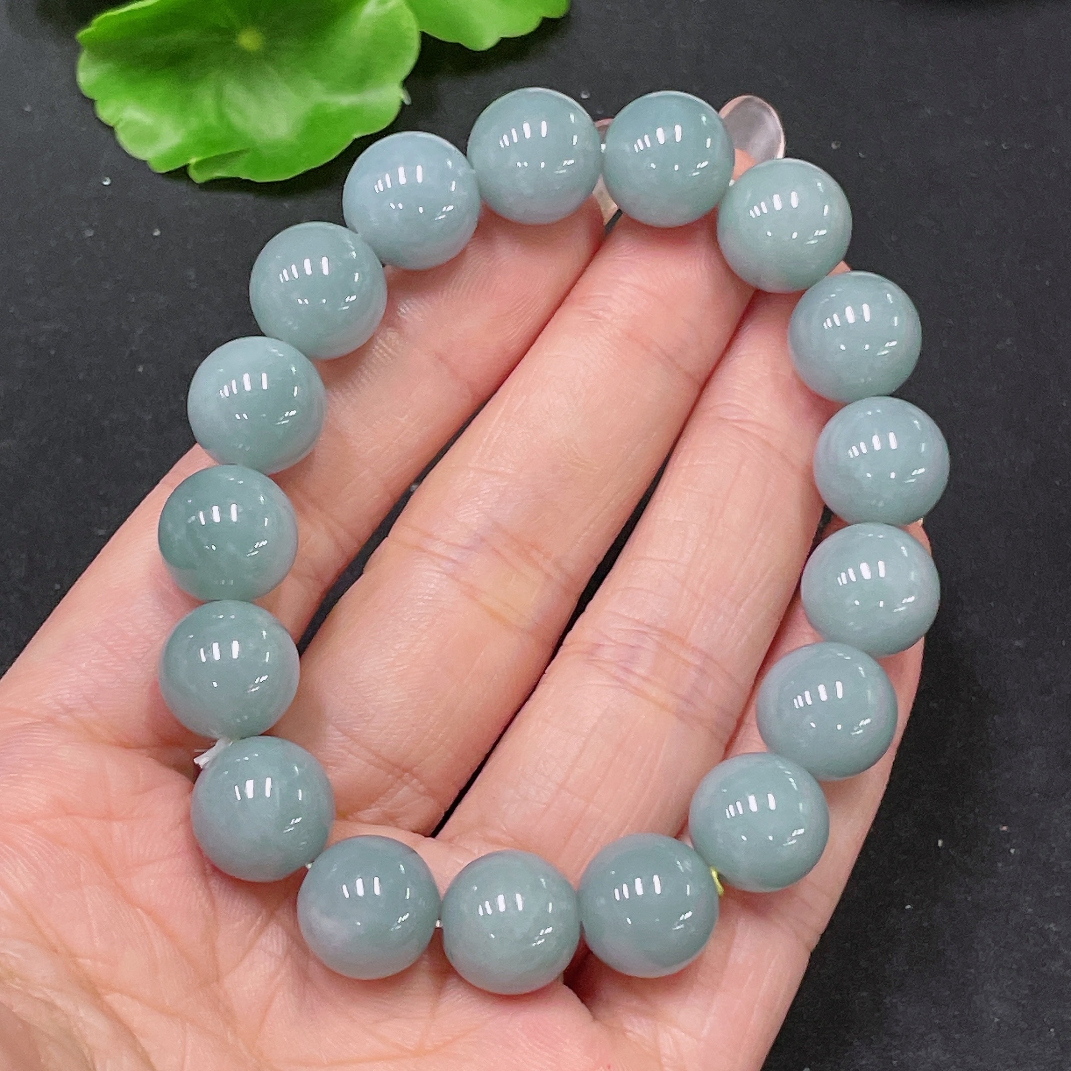 F34046544 Jadeite bracelet, approx. 11.8mm, total weight approx. 48.09g