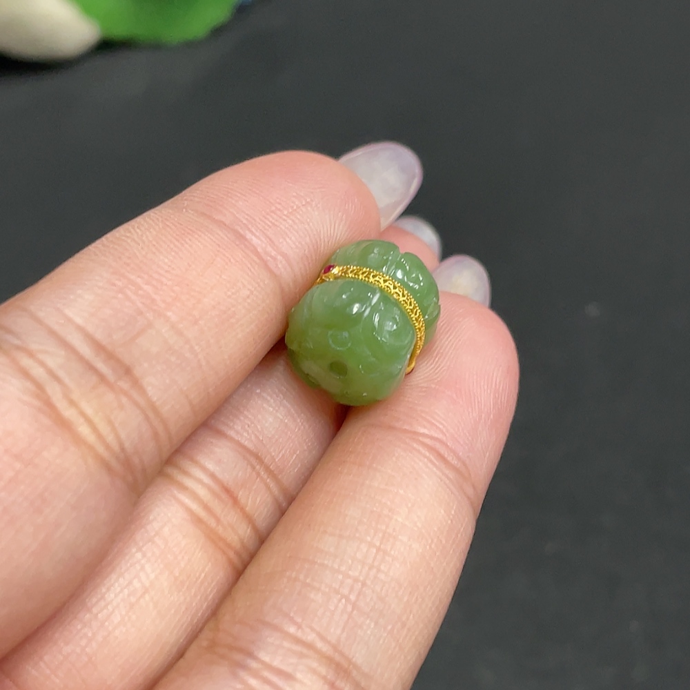 H34957080 Hetian Jade Jasper Inlaid Pendant 'Blooming Wealth'