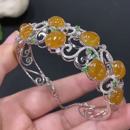 F28228588 Jadeite Inlay 18k Gold Setting Red Marked Non-Diamond Color Origin Undetermined Total Weight Approx. 24.64g