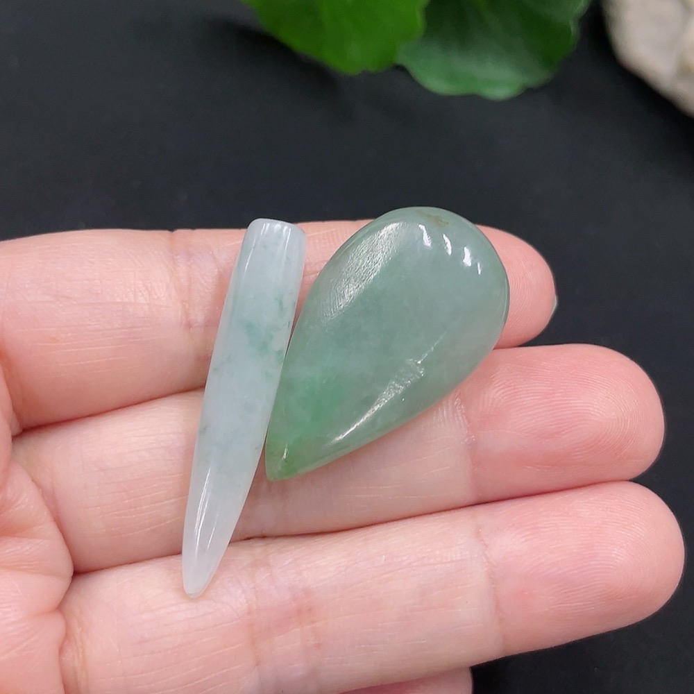 F28288646 Jadeite Pendants Sell as a Lot