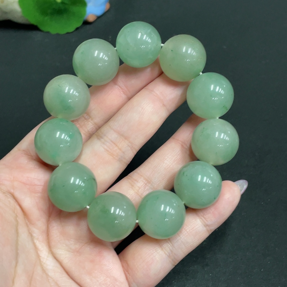H32806093 African Emerald (Dulong Jade)