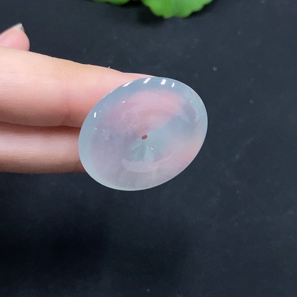 F28280351 Jadeite Peace Knot Pendant Total Weight Approx. 9.11g