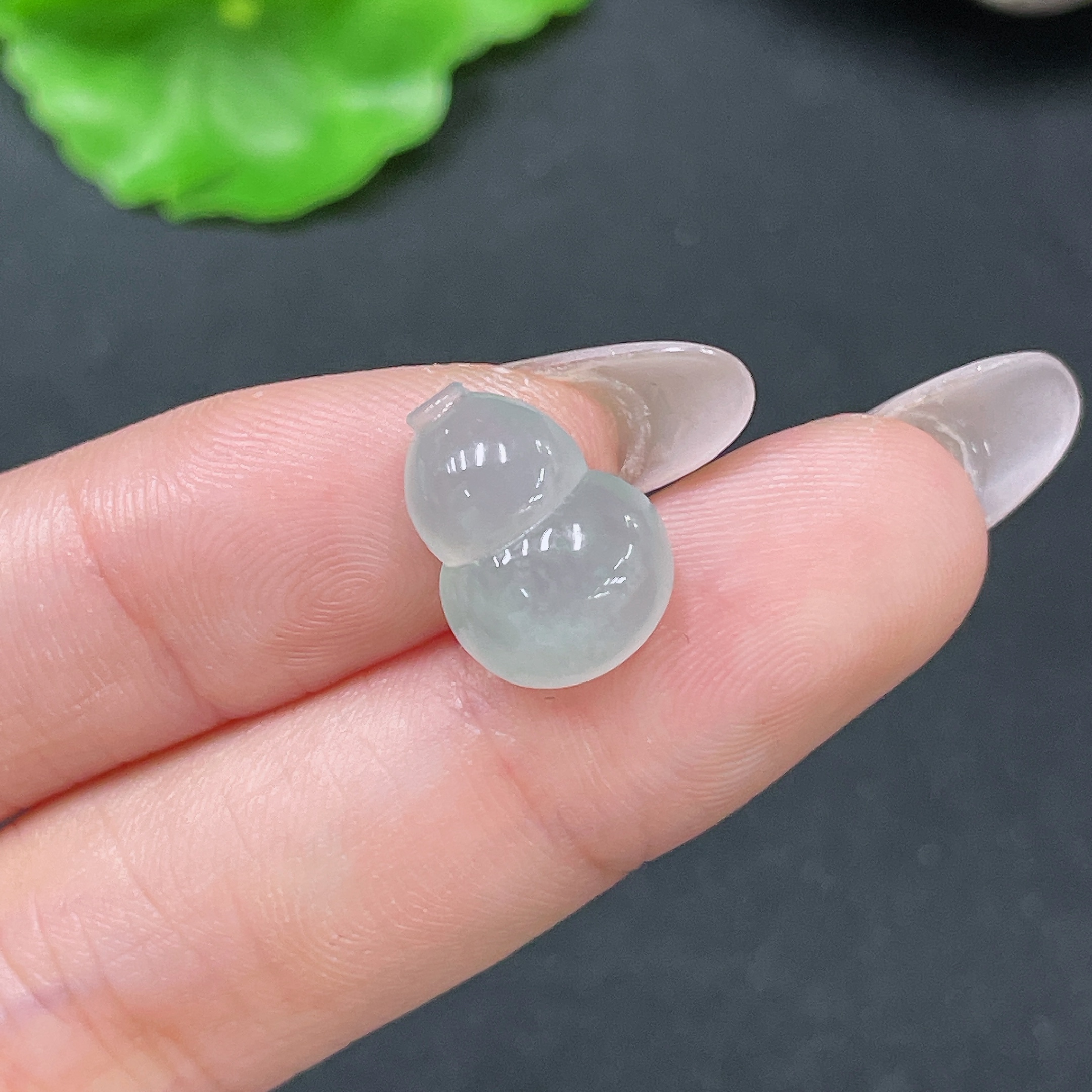 F35138426 Jadeite Gourd Pendant Total Weight Approx. 1.37g