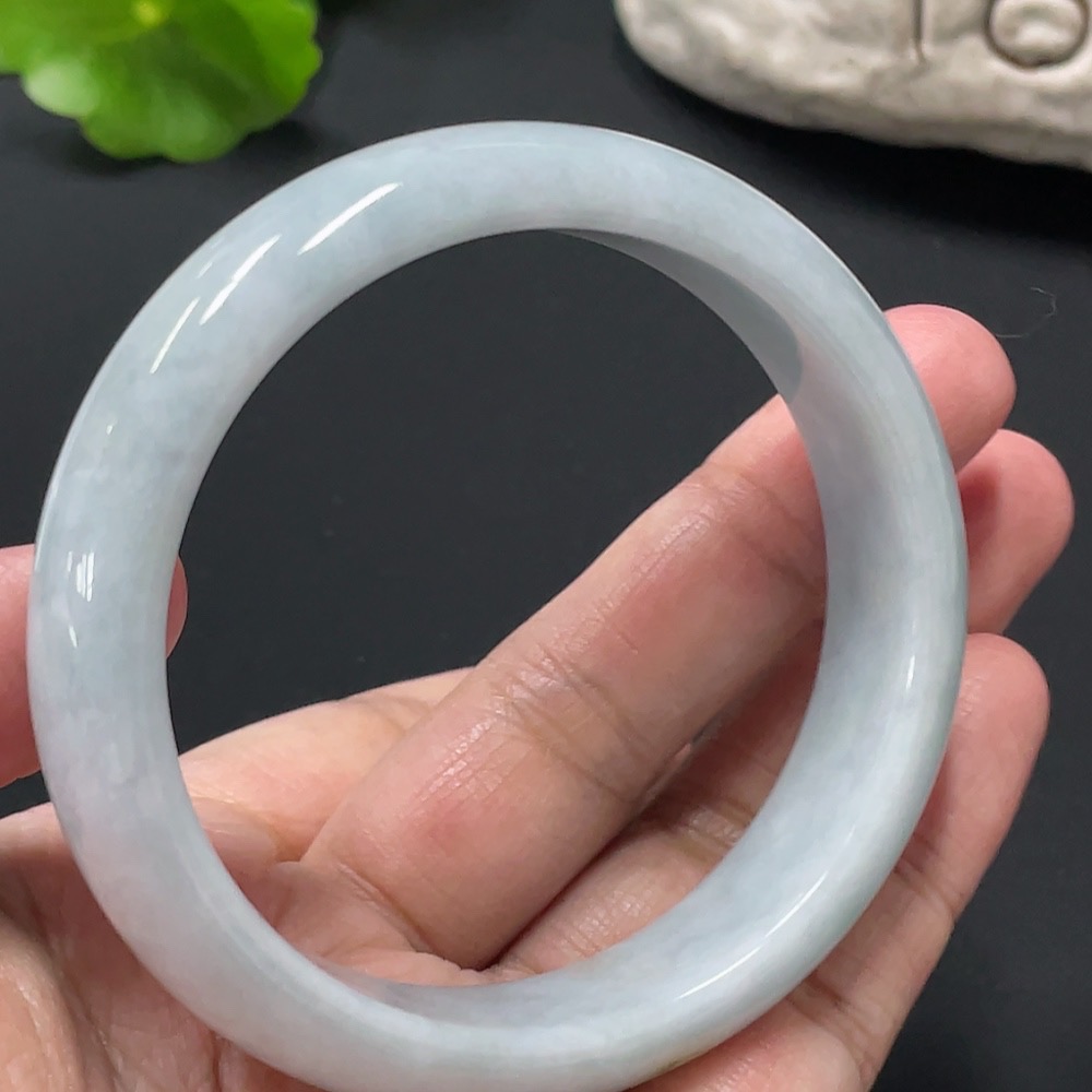 F27069869 Jadeite Round Bangle, Size 56.9, Total Weight Approx. 57.2g