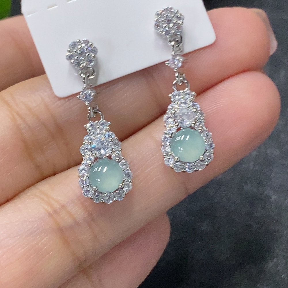 F34030409 Jadeite inlaid piece non-gold earrings