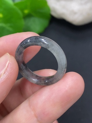 F42955570 翡翠戒指 圈口12 货品总重约2.6克