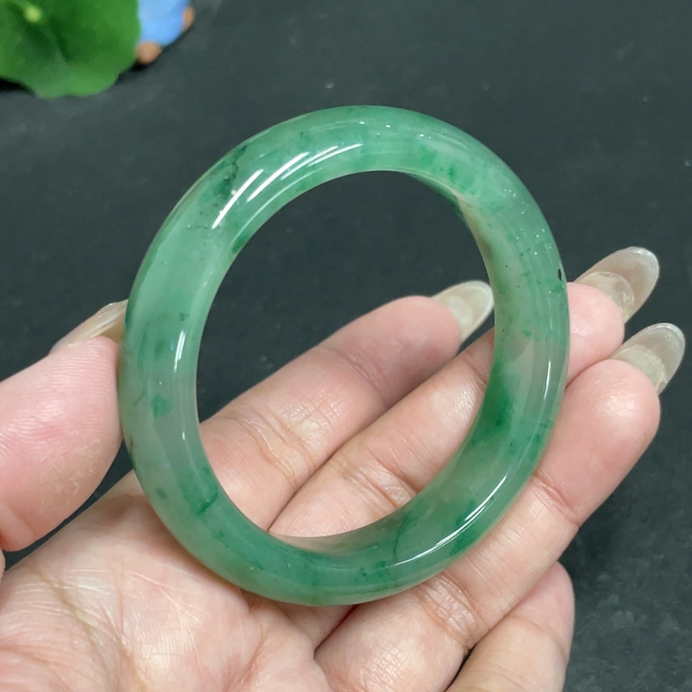 H30551772 African Emerald (Dulong Jade)