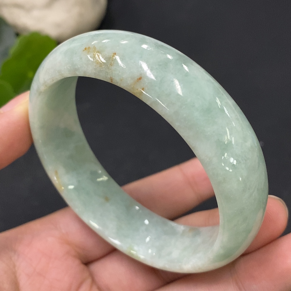 F28198108 Jadeite Round Bangle