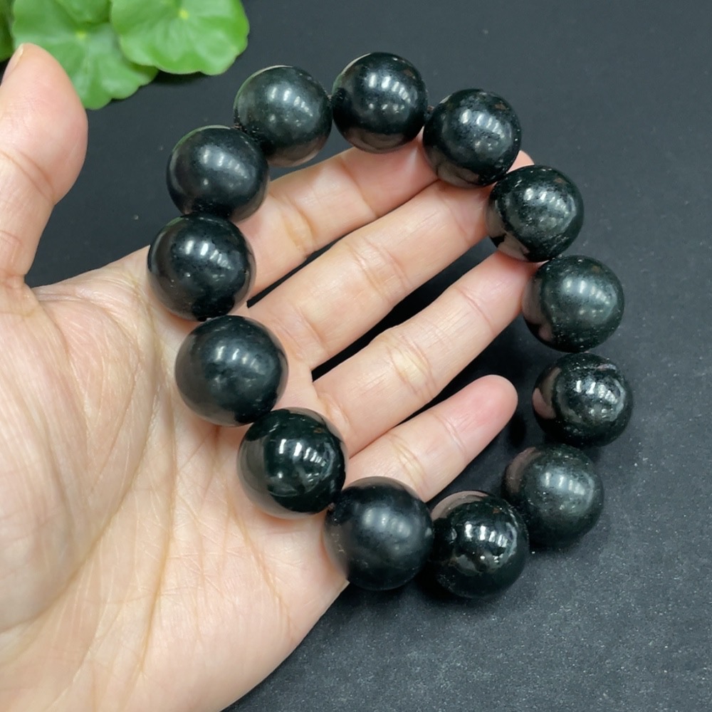 H34053094 Hetian Jade Bracelet, Size 18mm approx., Total Weight approx. 122.2g