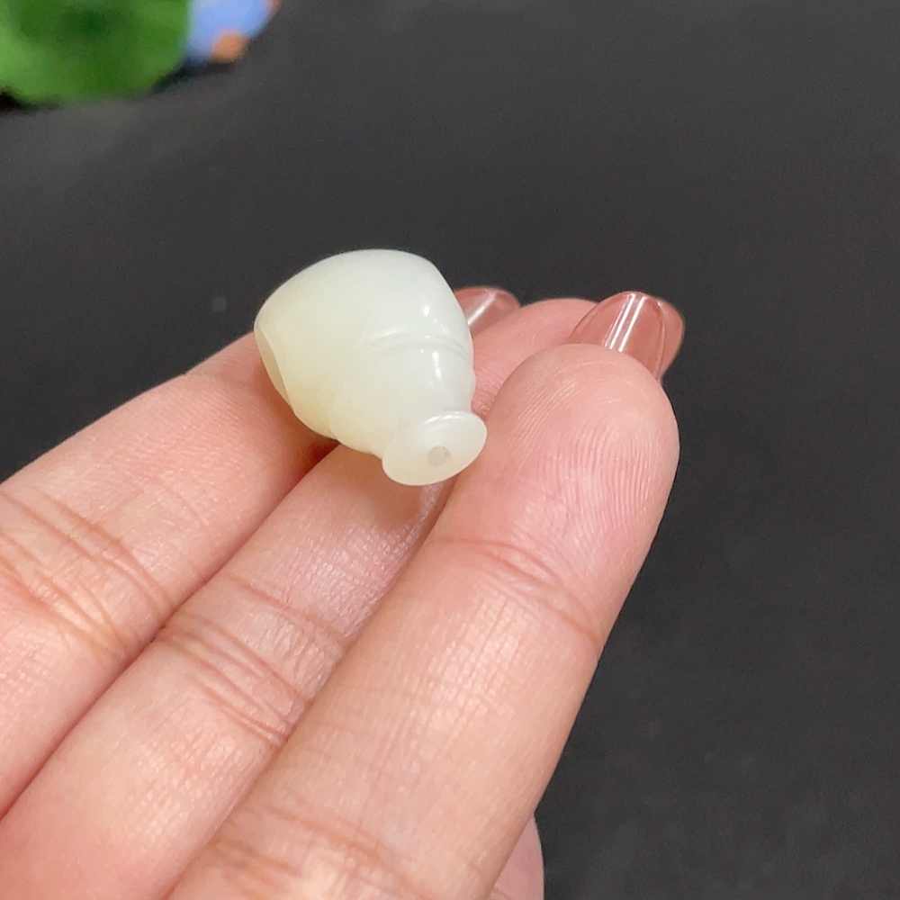 H34054671 Hetian Jade Pendant  Triple Pass  Total Weight: Approx. 6.2g