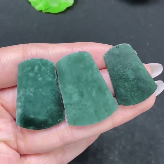 F35138451 Jadeite Plain Pendant Sell as a Lot