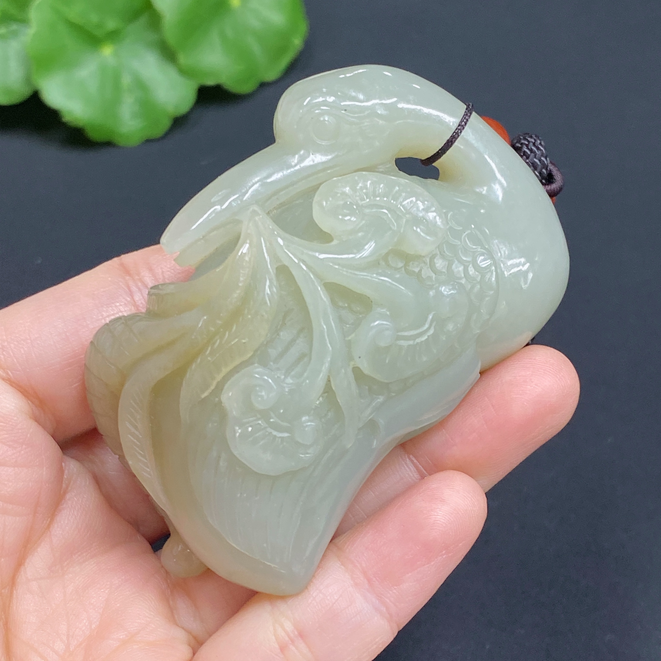 H28213488 Hetian Jade Handheld Piece Swan