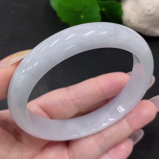 F34069198 Jadeite Round Bangle Size 63.4 Total Weight Approx. 62.7g