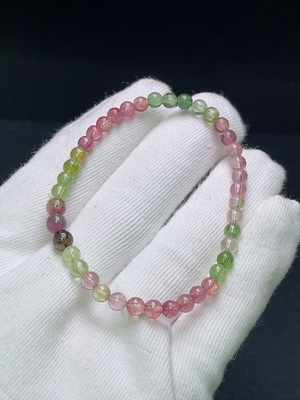 C29401471 Tourmaline Bracelet with Visible Organic Matter, Total Weight Approx. 5.26g, Size ~4.1mm