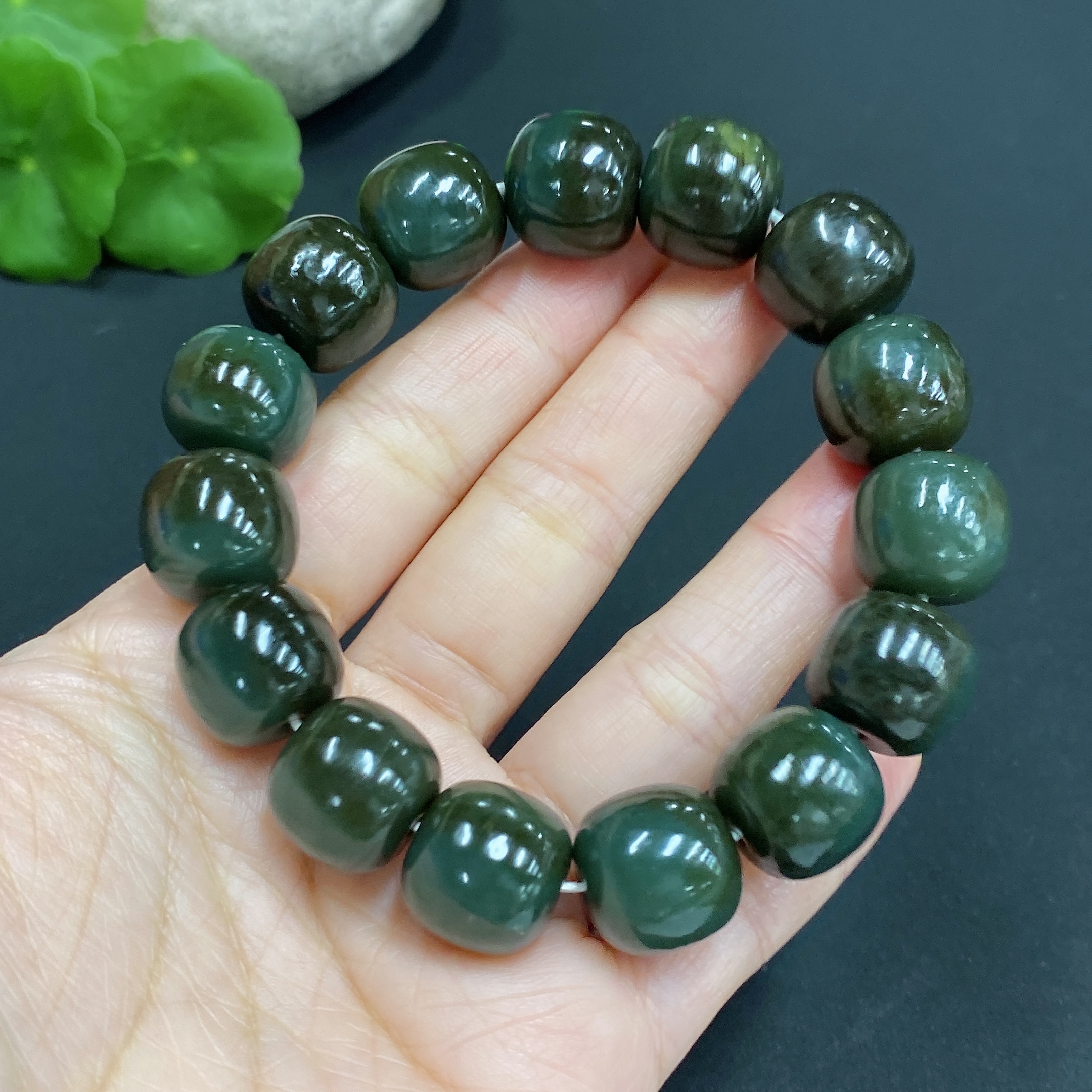 H27084765 Hetian Jade Bracelet   Approx. 13.8mm   Total Weight Approx. 69.8g