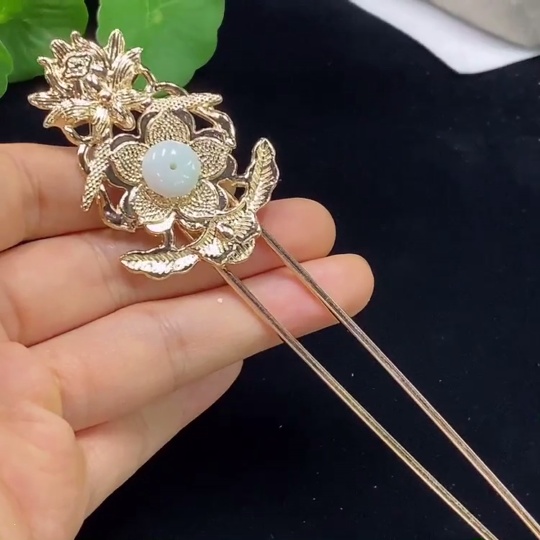 F34044797 Jadeite inlaid piece, non-gold, total weight about 12.99g