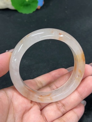H41938859 非洲翠(独龙玉)正圈手镯 圈口56.4 货品总重约55.1g
