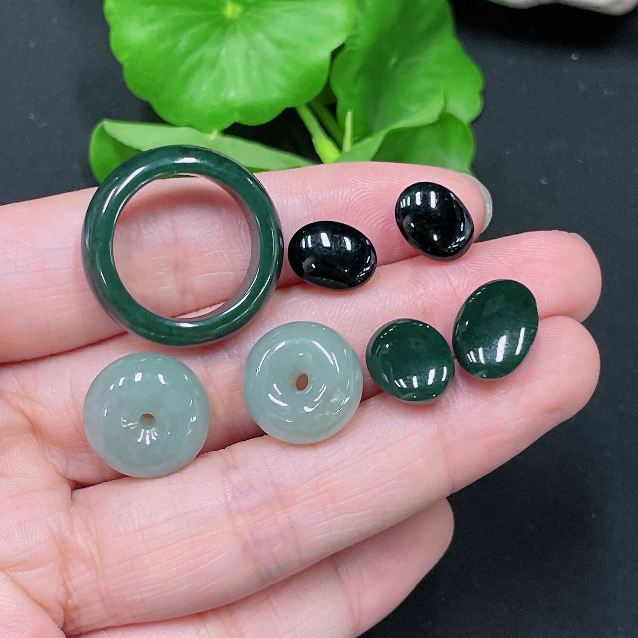 F33892360 Jadeite Beads with Cabochon and Ring Sell as a Lot Size 14