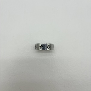 S43097696 9.0新 路易威登 LV Louis Vuitton Lovers宽版戒指 银黑珐琅老花字母戒指 边圈划痕 克重8.43g