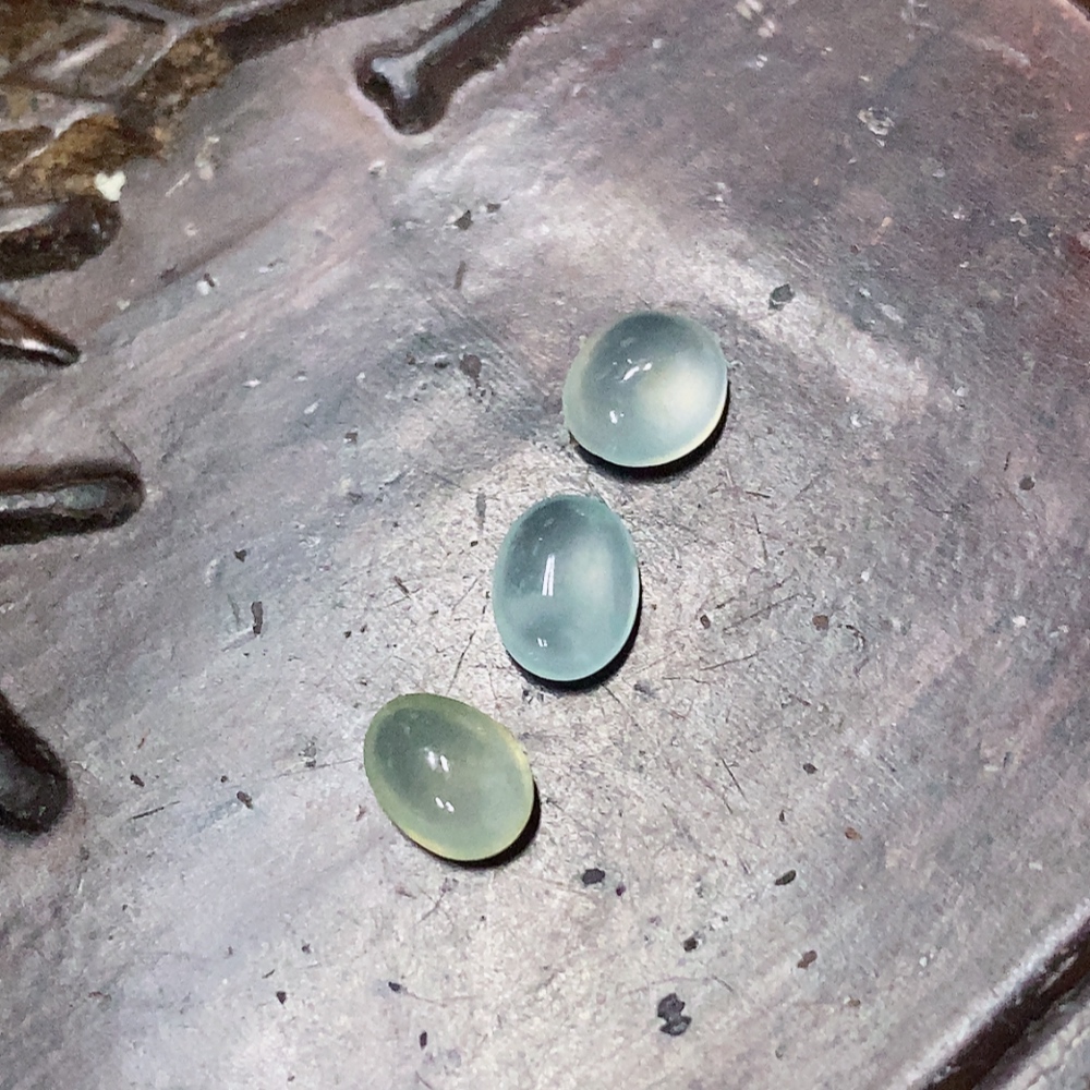 F32733052 Jadeite Cabochon Set