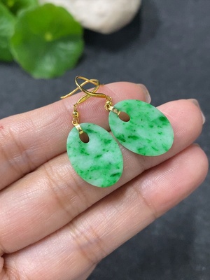 F34031101 Jadeite ear hooks pair 18k gold total weight approx.1.29g