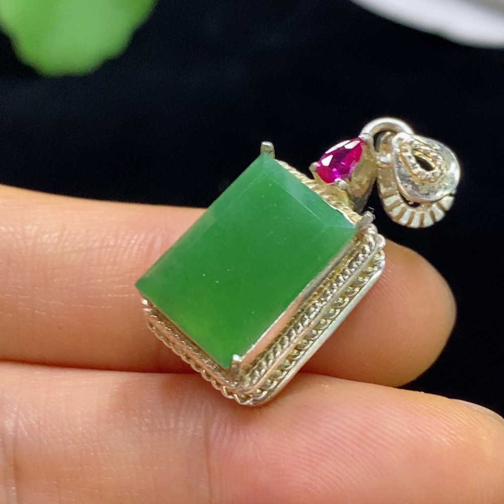 F35135969 Jadeite Plain Pendant Mounted Piece Non-Gold Total Weight Approx. 5.83g