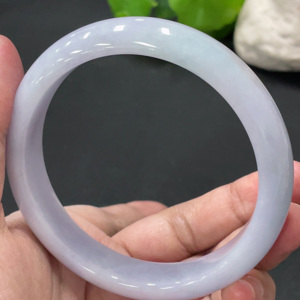 F33909135 Jadeite Round Bangle, Total Weight about 67g, Size 62.8