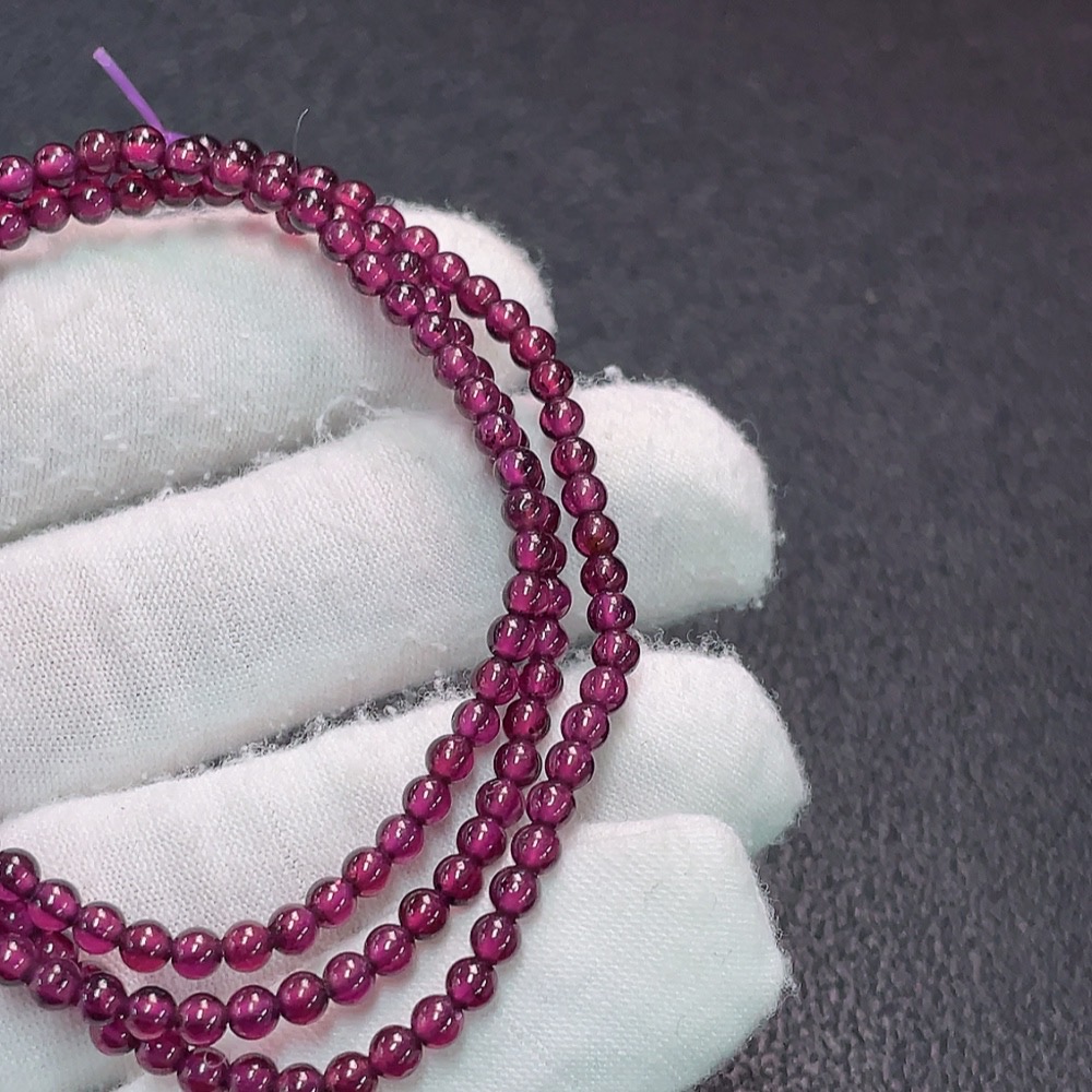 C34038431 Garnet bead strand, total weight approx. 11.72g, size about 3.2mm