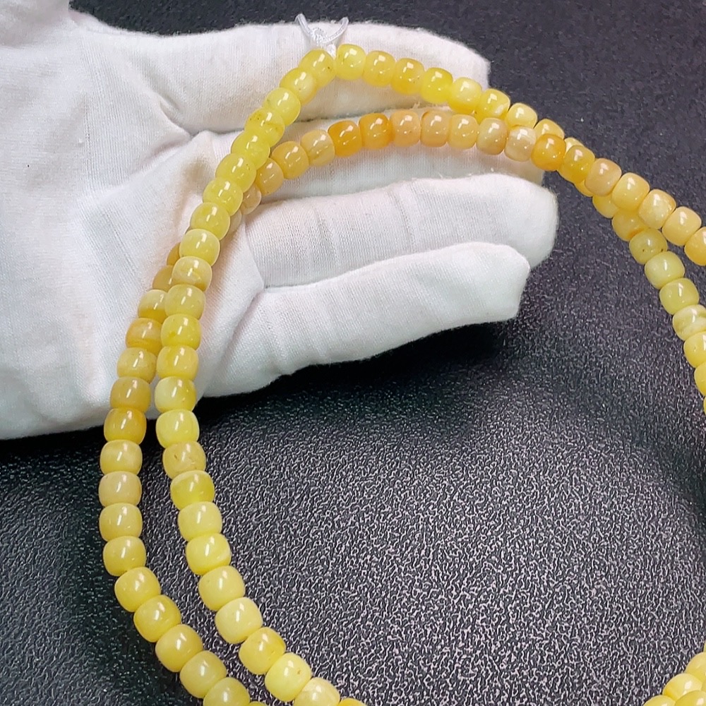 C32816658 Amber Beeswax Bead Strand, Total Weight Approx. 28.52g, Size Approx. 7.1mm