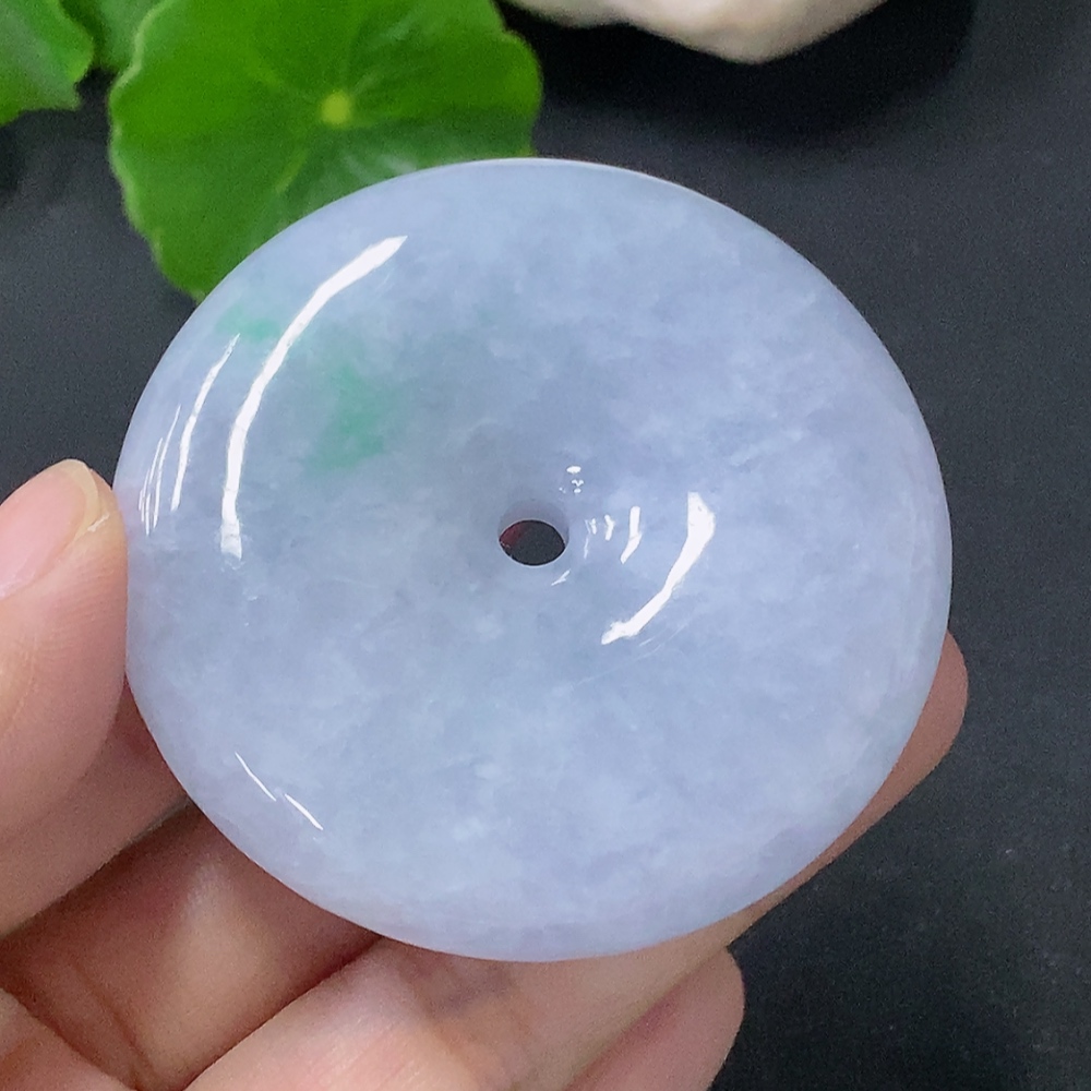 F33829509 Jadeite Pendant Peace Knot, Total Weight Approx. 79g
