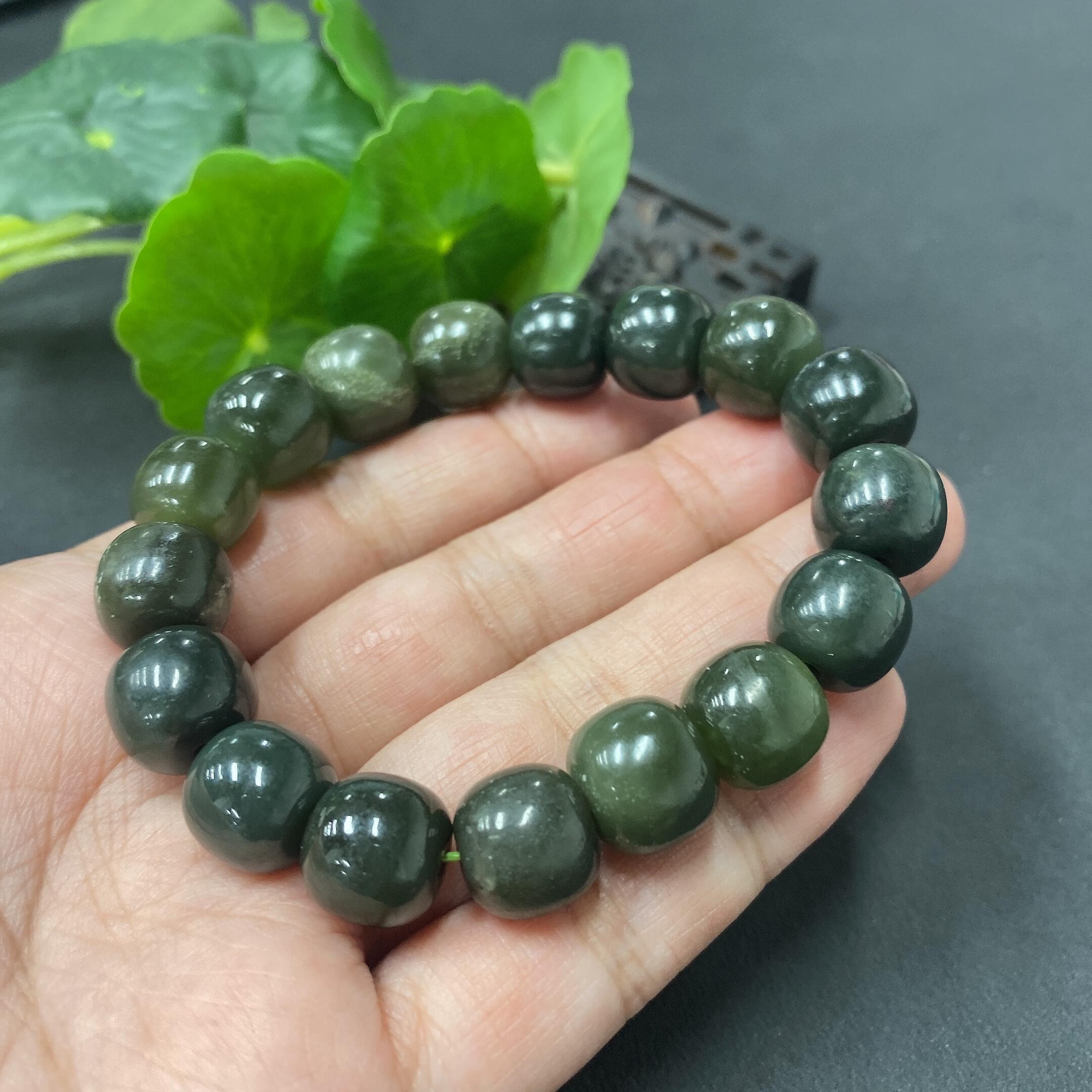 H0611834 Hetian Jade Bead Necklace, 11.4mm, Total Weight 45.8g, Some Beads with Veins
