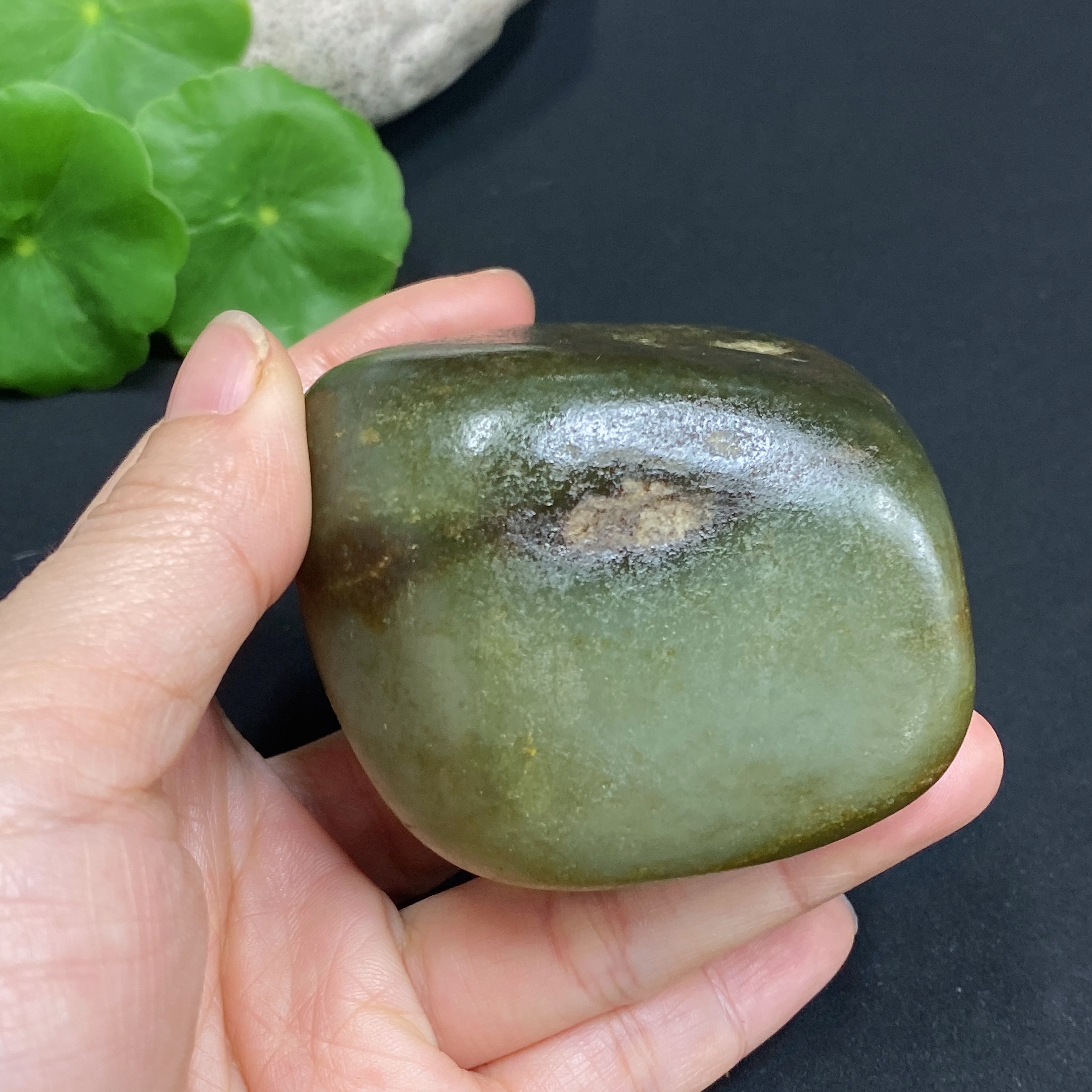 H32771032 Hetian Jade