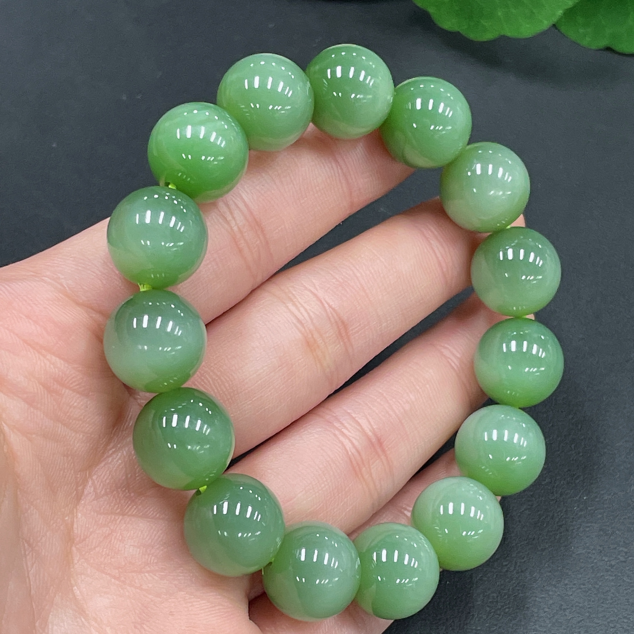 H24756691 Hetian Jade Bracelet    Approx. 12.8mm    Total Weight Approx. 51.3g