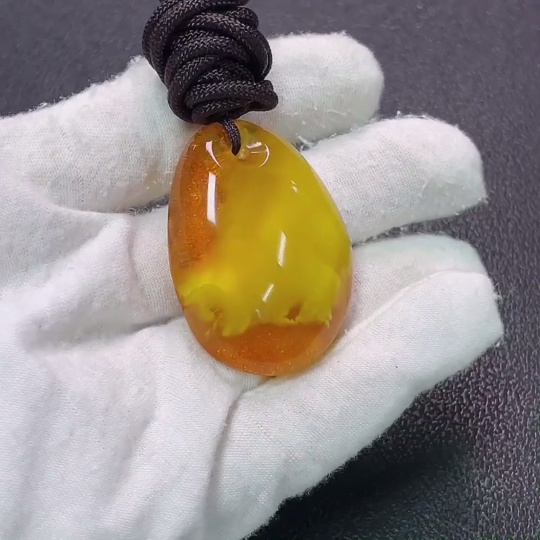 C34949471 Amber Beeswax Pendant Total Weight Approx. 14.32g with String