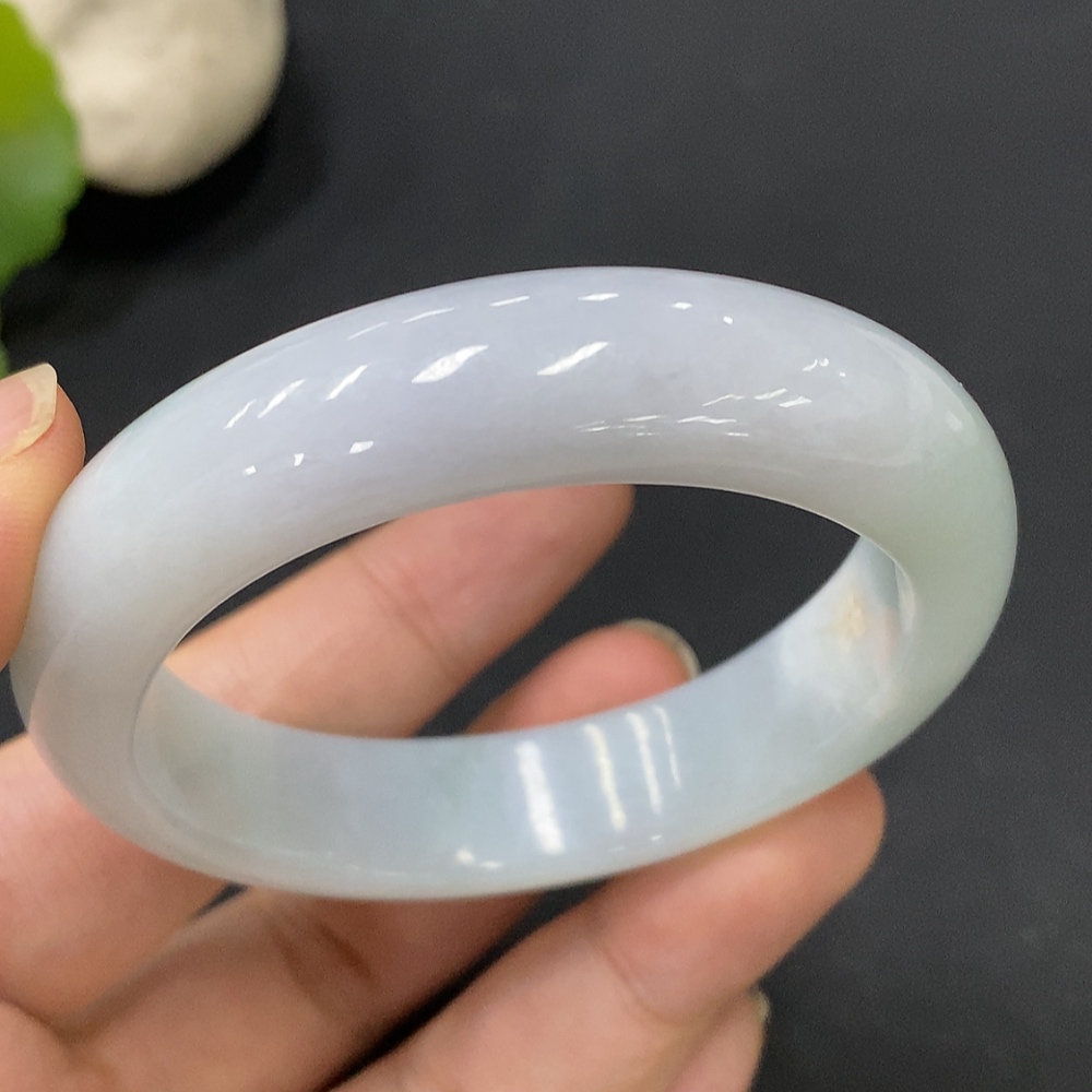 F29356212 Jadeite Concubine Bracelet, Total Weight Approx. 52.99g, Size 56.4/Short Diameter 49