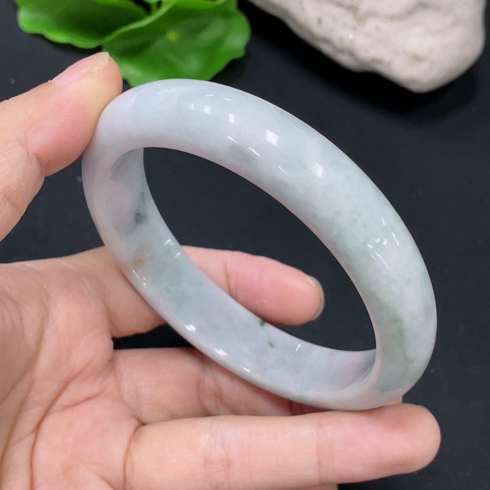 F32696789 Emerald round bracelet