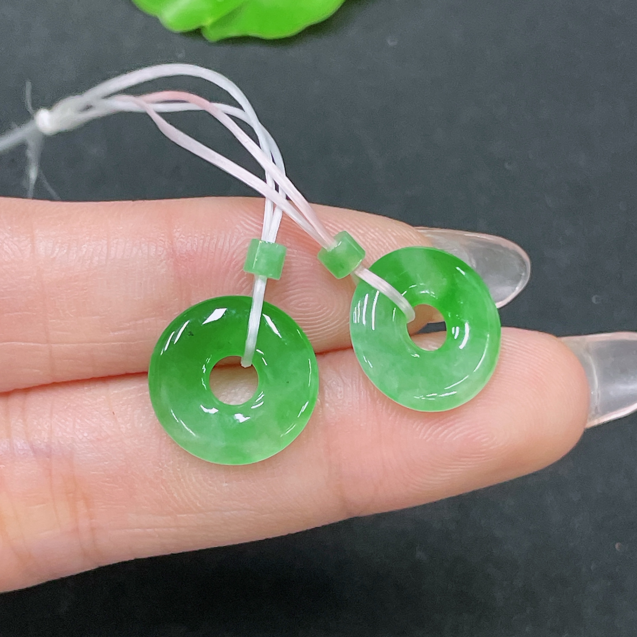 F34064133 Jadeite Pendants Sell as a Lot