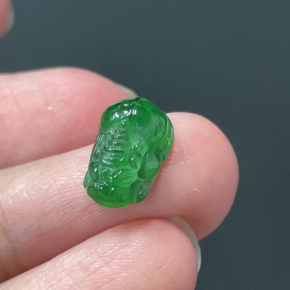 F27135244 Jadeite Pi Xiu Inlaid Piece Total Weight About 0.46g