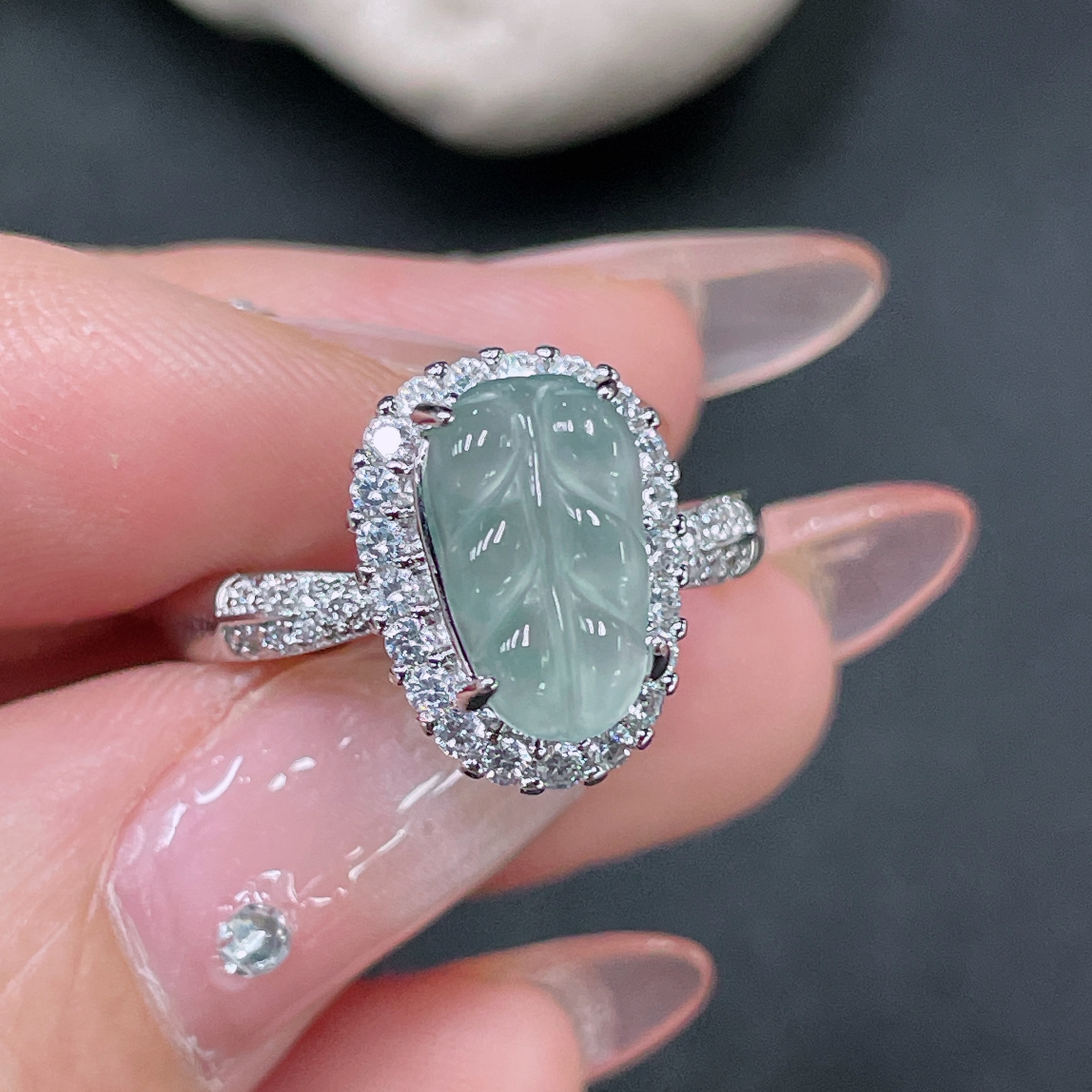 F34019983 Jadeite Inlaid Piece Non-Gold Adjustable Total Weight Approx. 3.28g